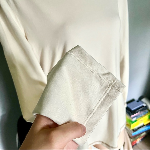 Prana Cowl Neck Sweater / Sweatshirt Size Large, Super Soft, Neutral Color! - Picture 3 of 7